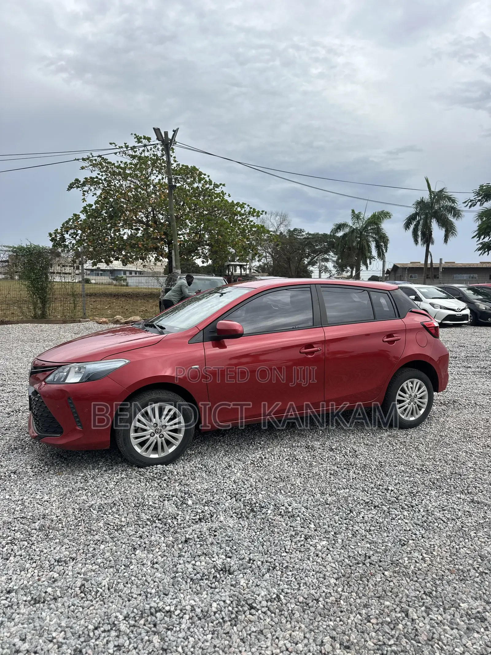 Toyota Yaris SE Hatchback 5dr 2018 Burgundy