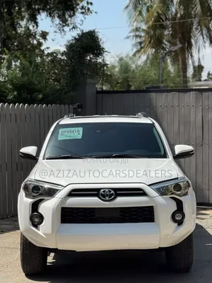 Toyota 4-Runner SR5 Premium 2021 White