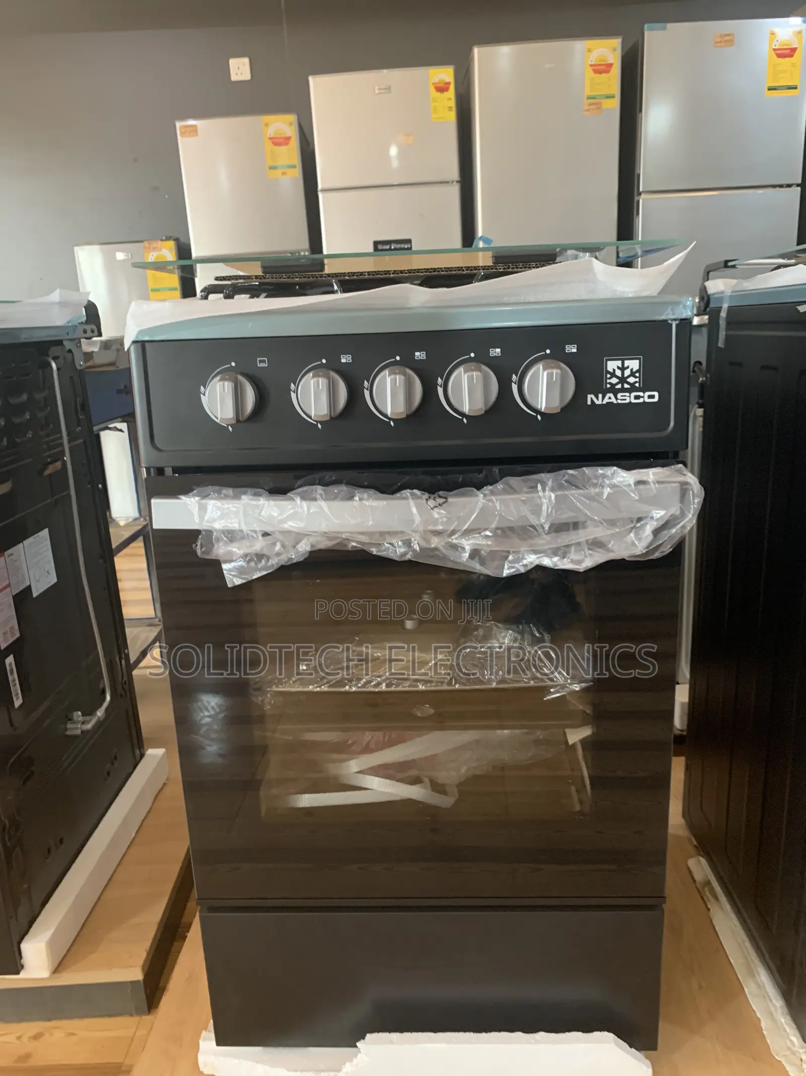 Nasco 4 Burner Gas With Oven, Perfect Working Condition
