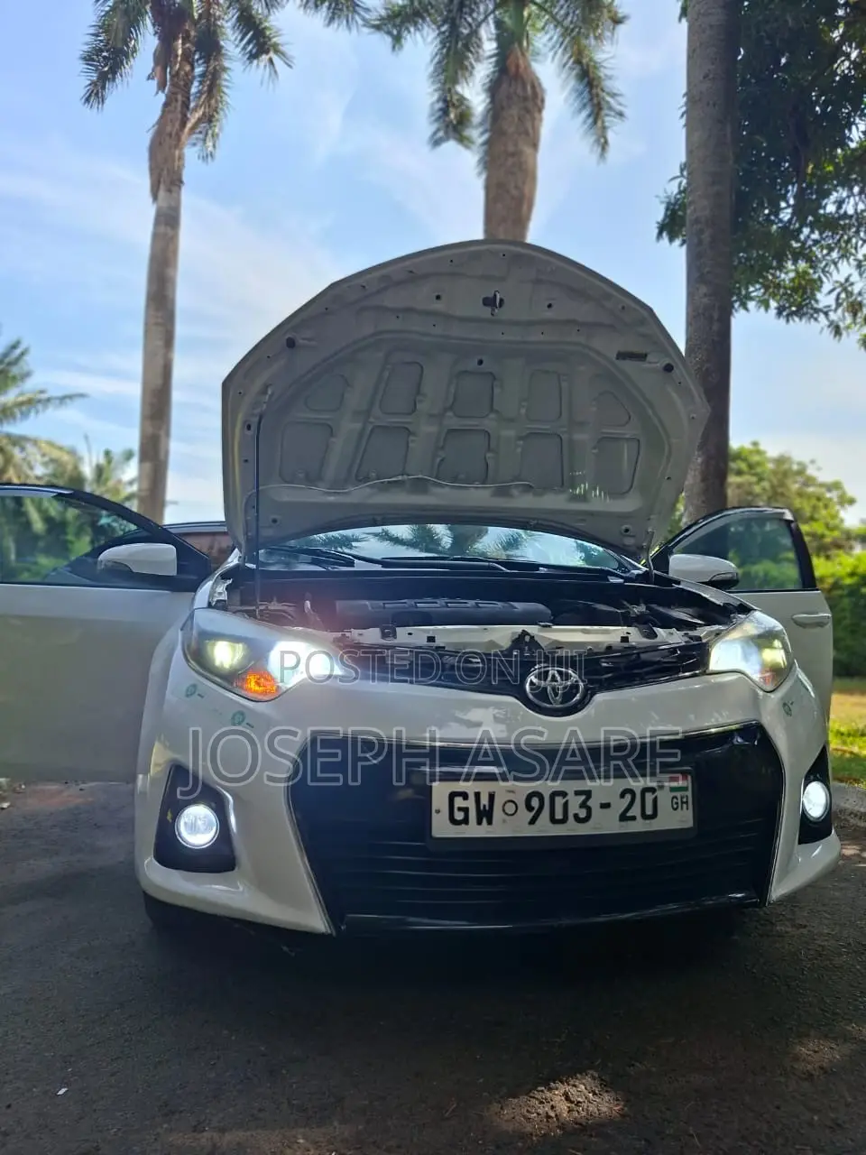Toyota Corolla 2014 White