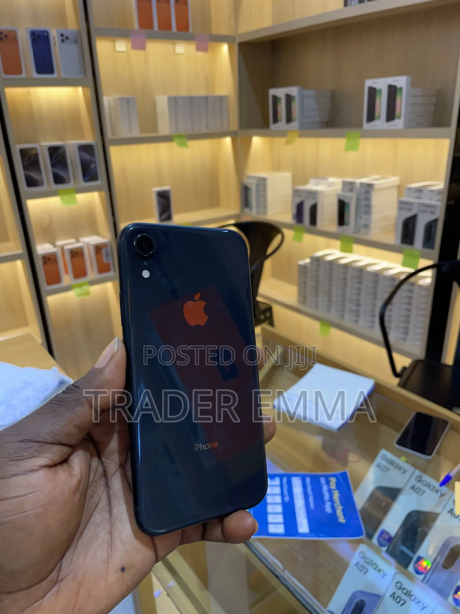 Apple iPhone XR 64 GB Black