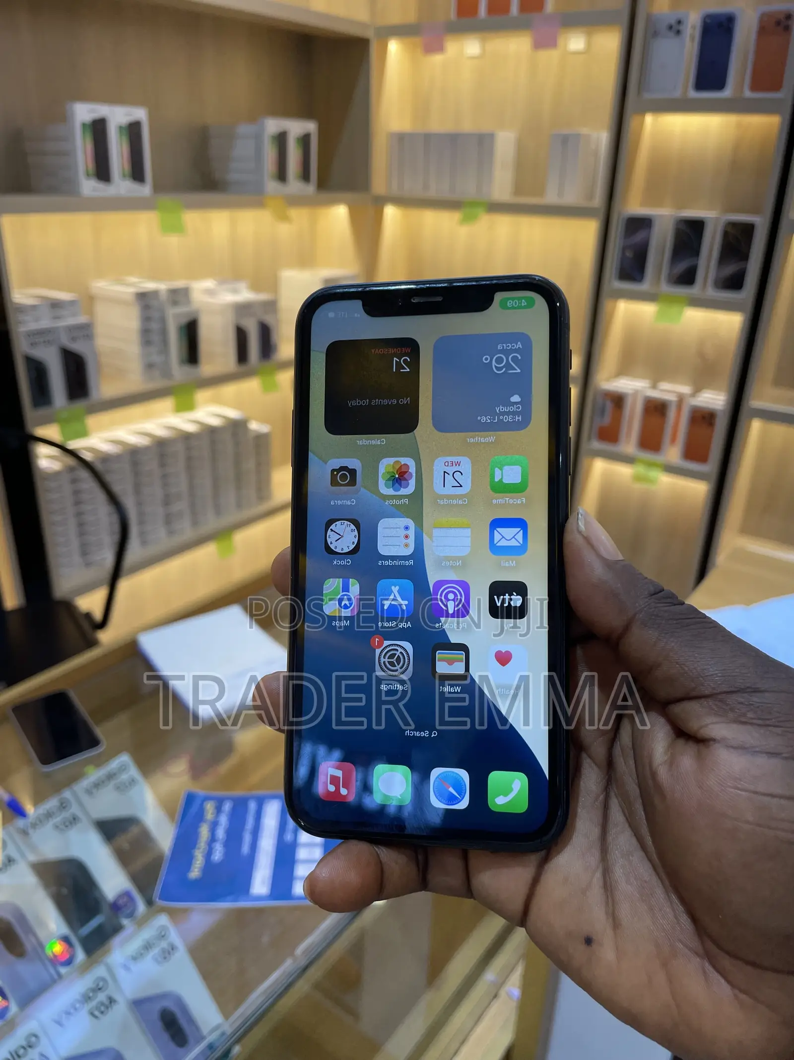 Apple iPhone XR 64 GB Black