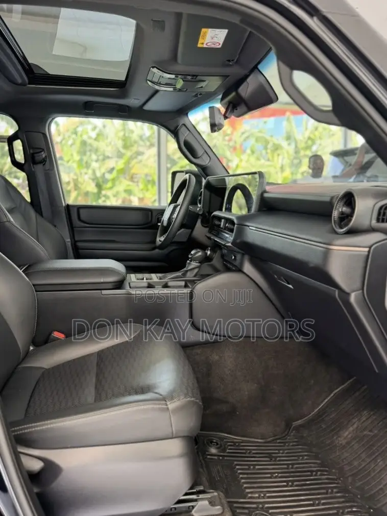 Toyota Land Cruiser Prado 2025 Black