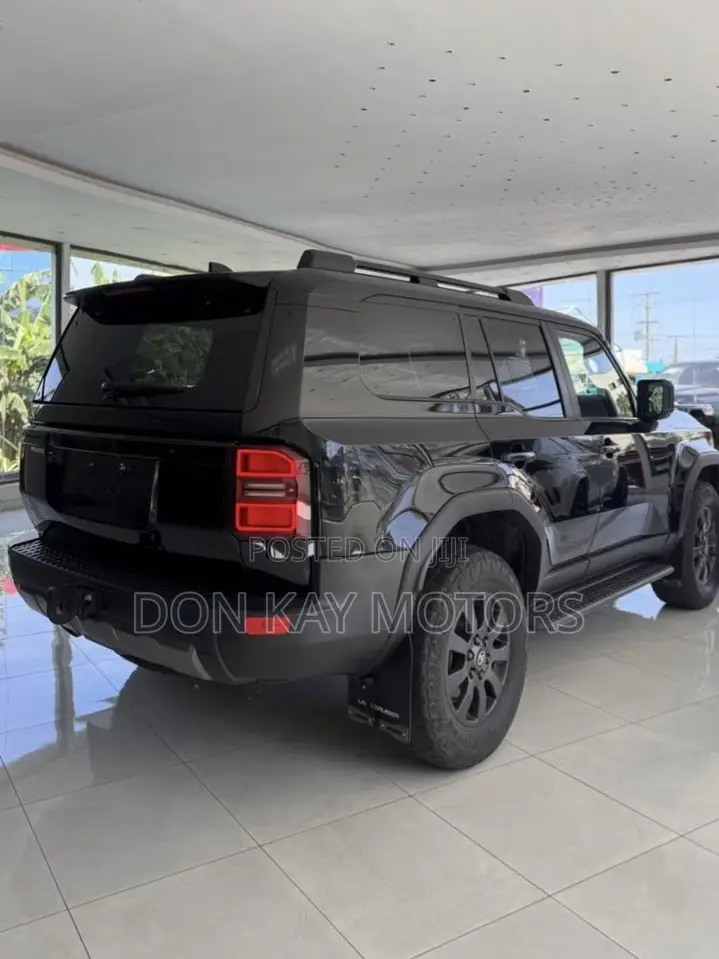 Toyota Land Cruiser Prado 2025 Black