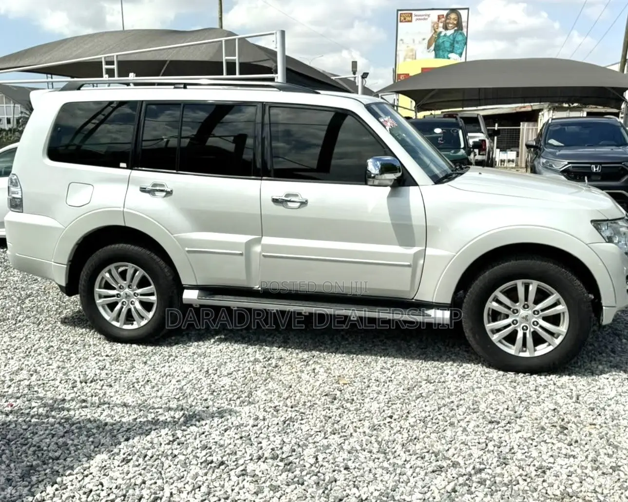 Mitsubishi Pajero V80 3.5 V6 GL/GLS 2020 White