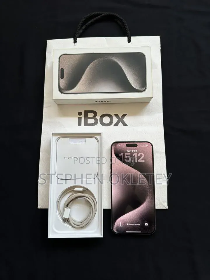 New Apple iPhone 15 Pro Max 256 GB Silver