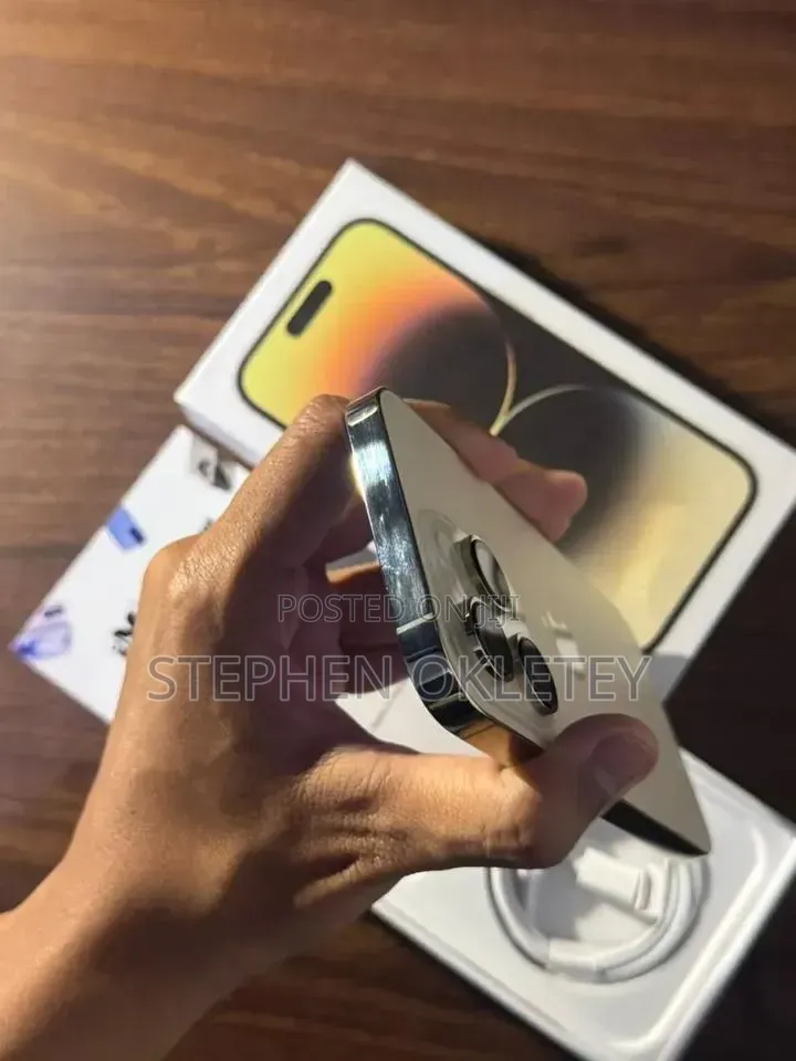 New Apple iPhone 14 Pro Max 256 GB Gold