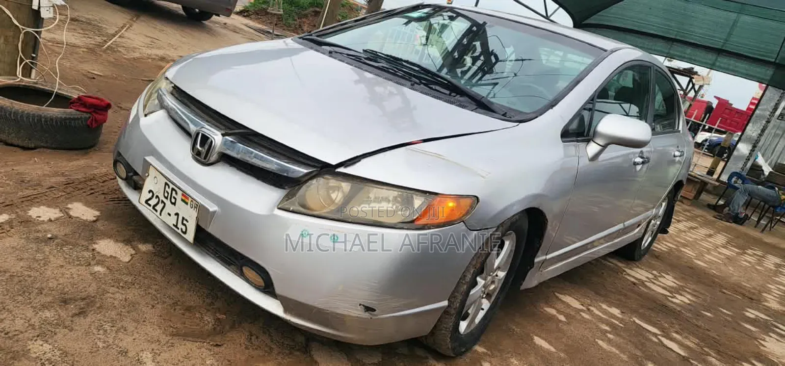 Honda Civic 1.8 5 Door Automatic 2010 Silver