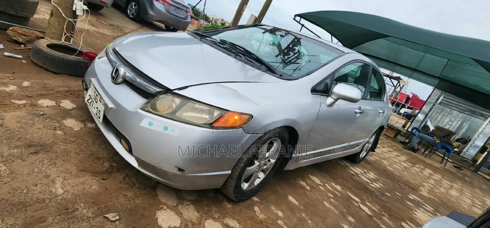 Honda Civic 1.8 5 Door Automatic 2010 Silver