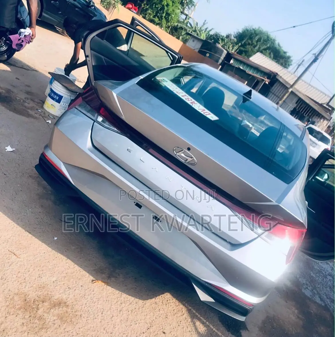 Hyundai Elantra 2021 Gray