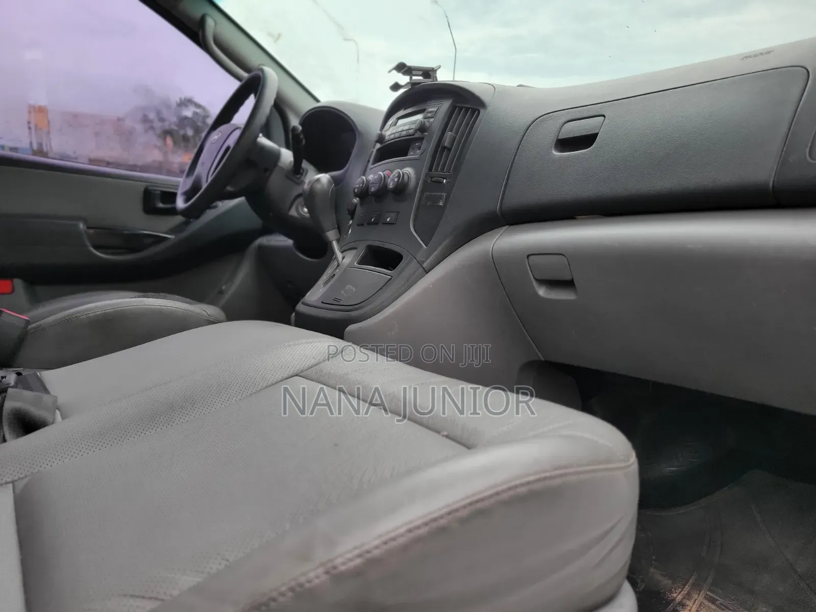 Hyundai Starex 2015 Silver