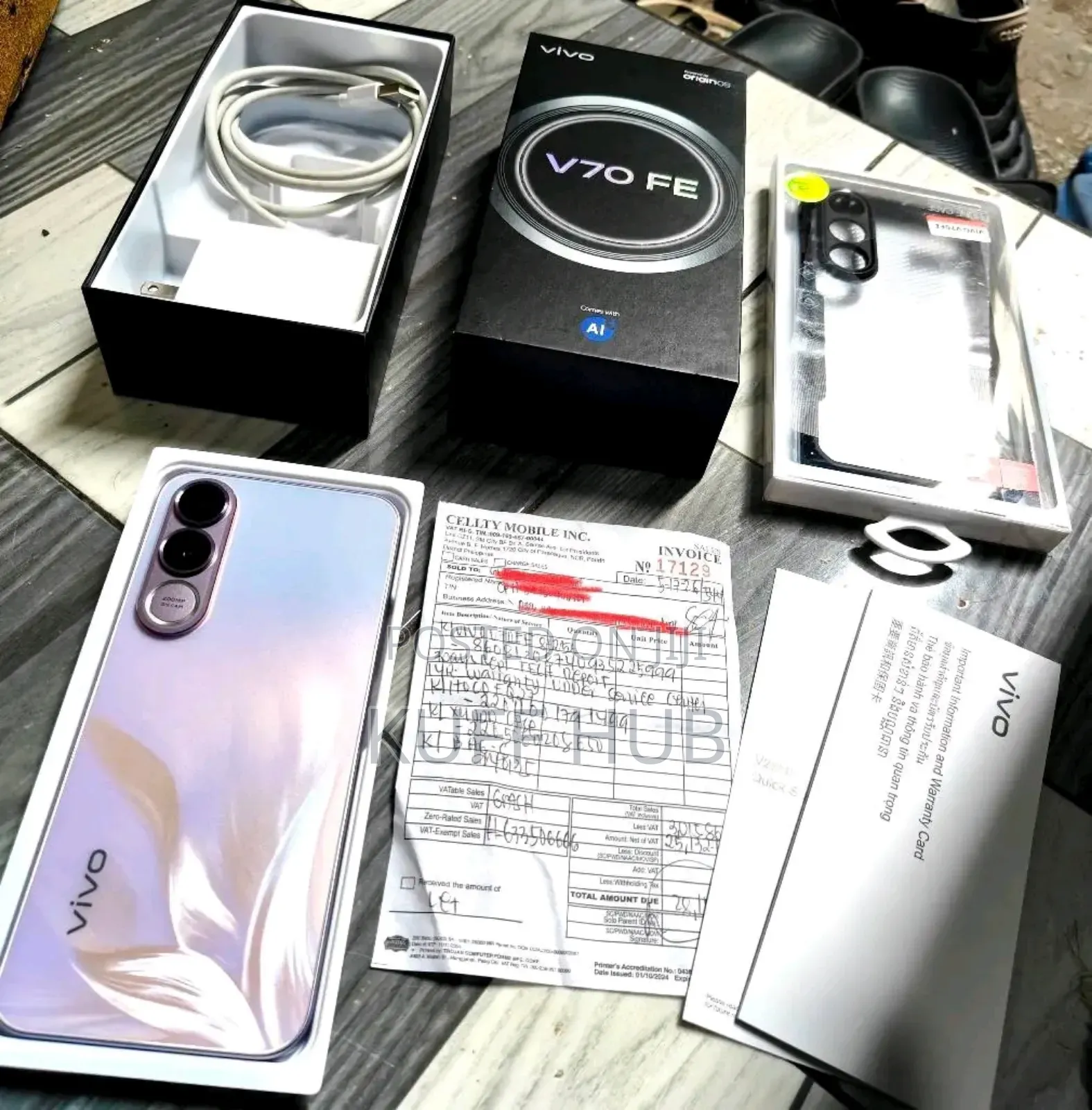 New Vivo V70 Lite 256 GB Gold