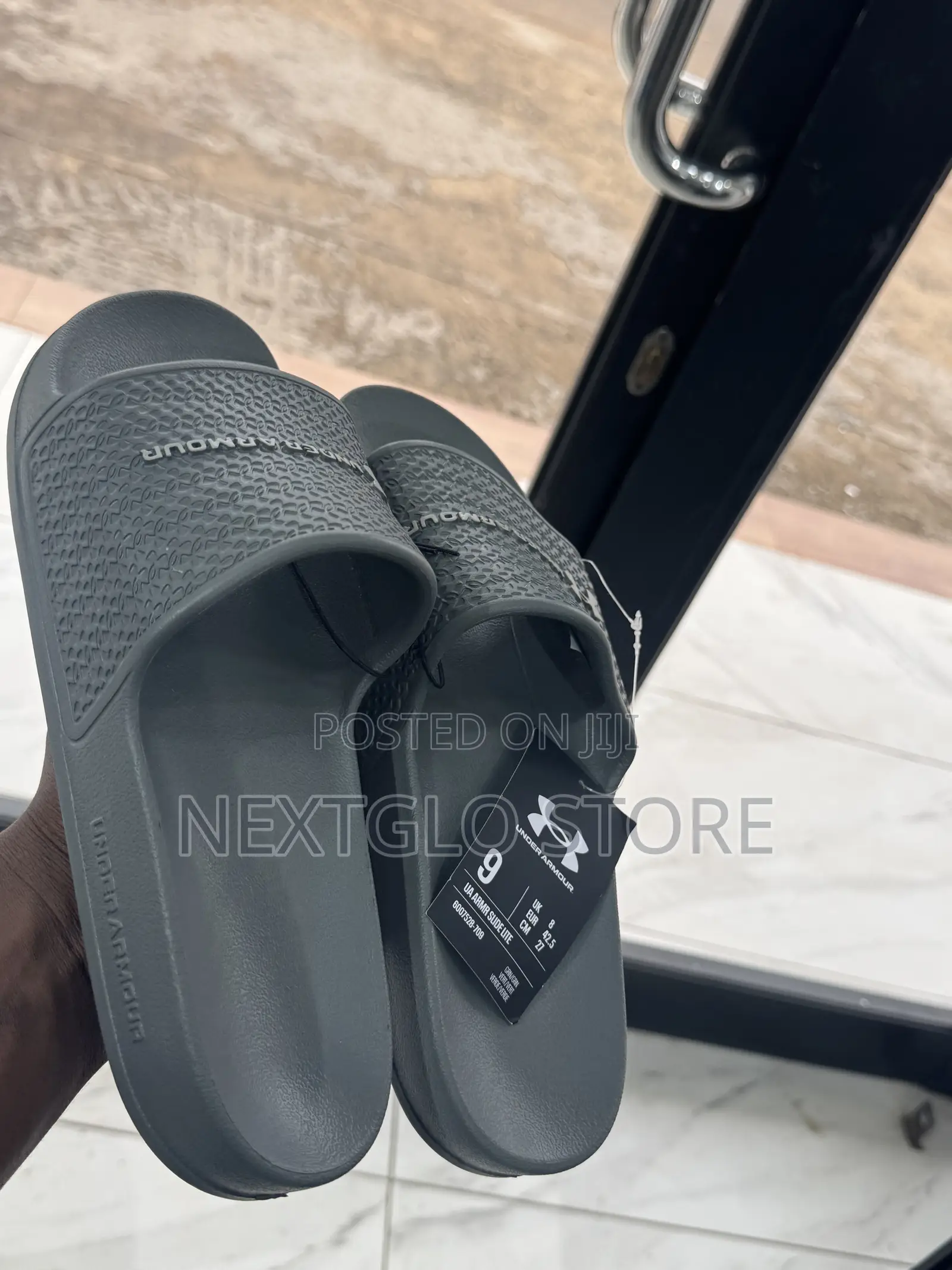 Under Armour ARMR Shower