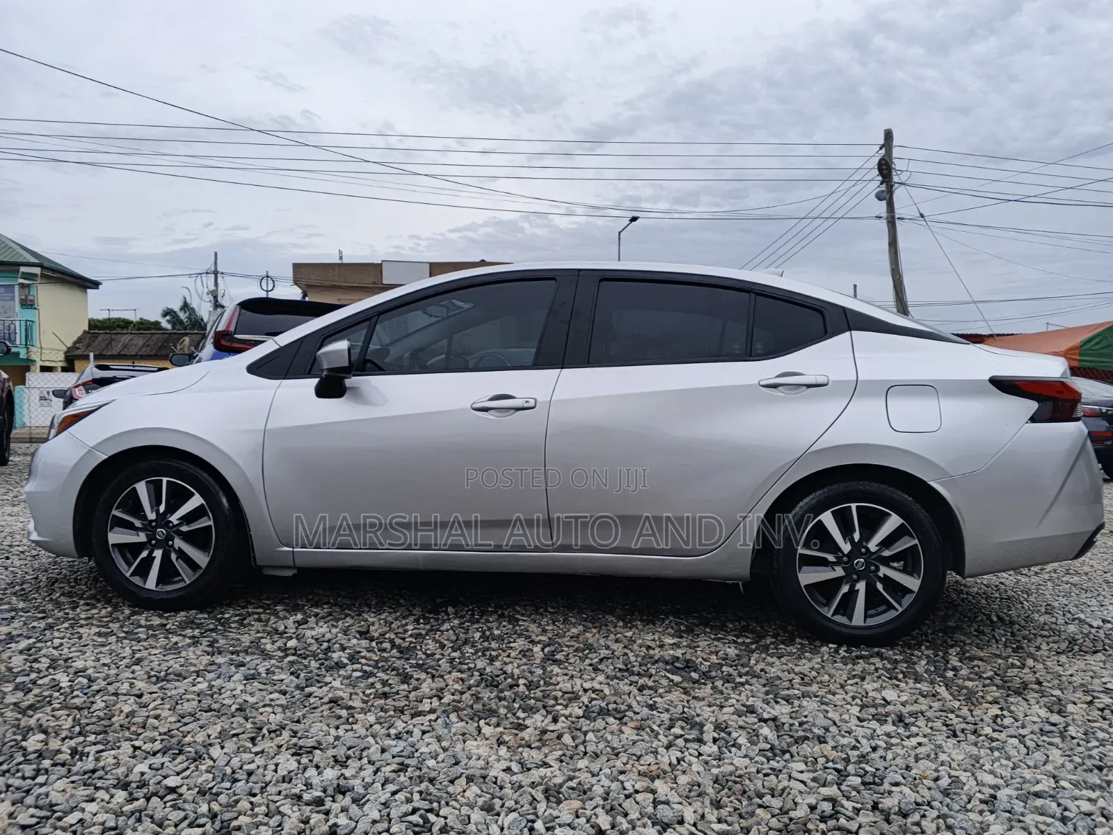Nissan Versa SV 2022 Silver