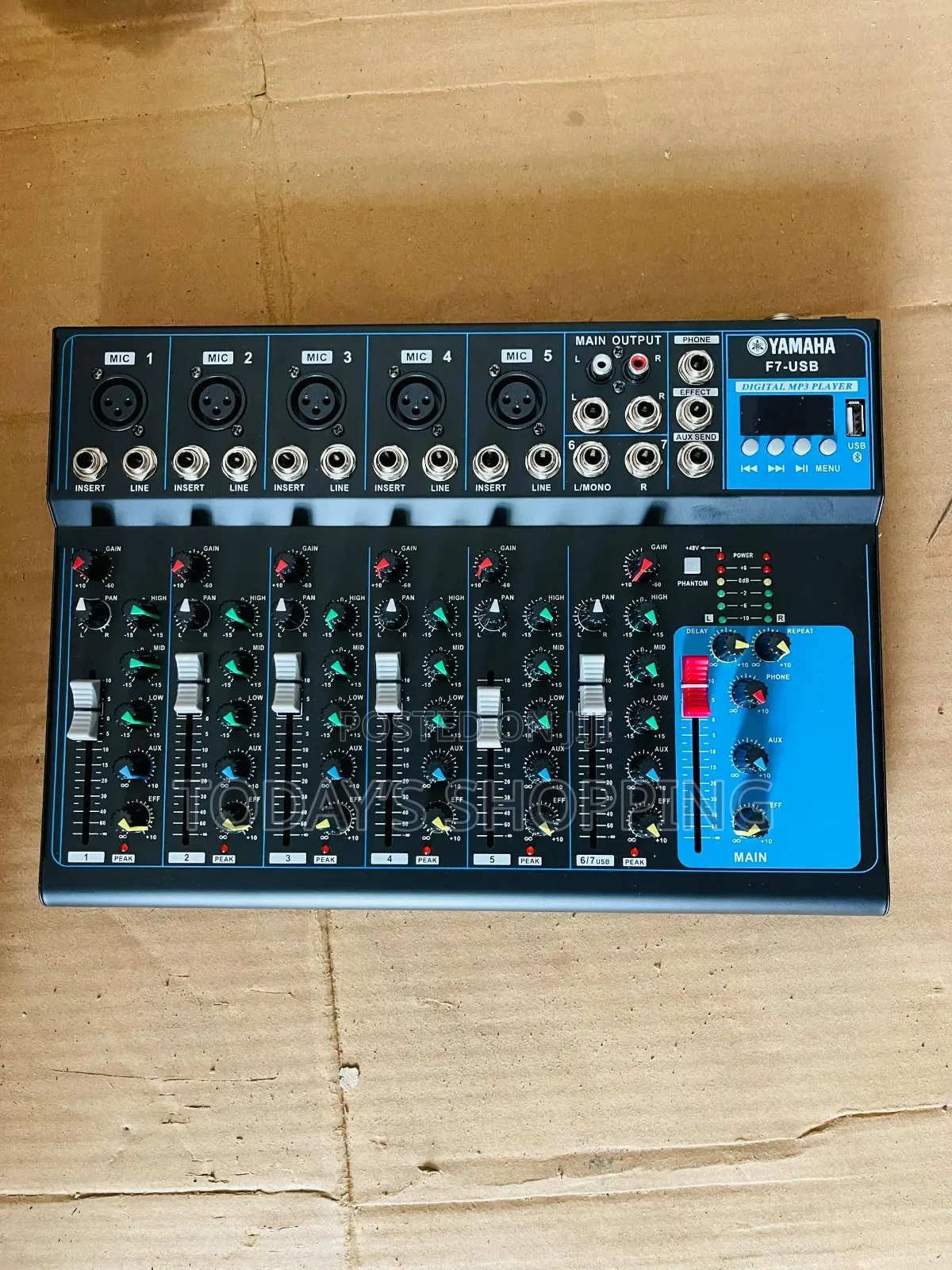 Yamaha F7 7-Channel CONSOLE Mixer