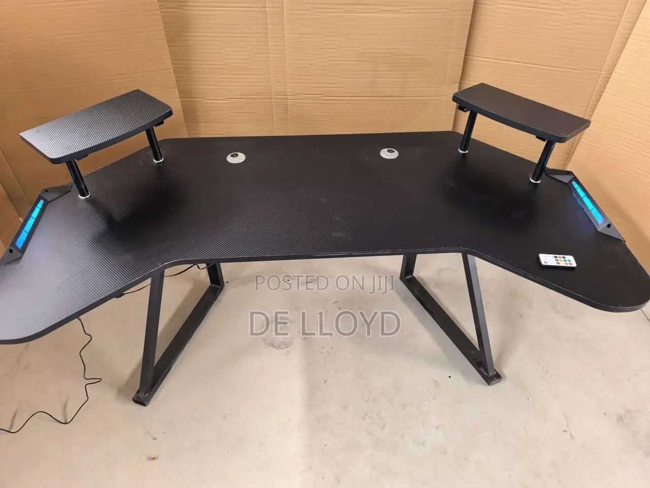 1.6 M Non Lifting Table With RGB