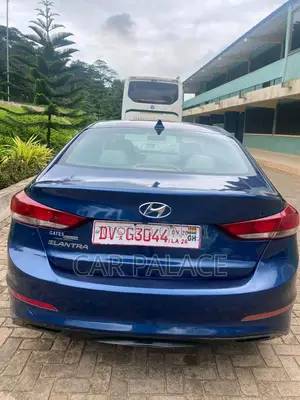 Hyundai Elantra SE 2018 Blue