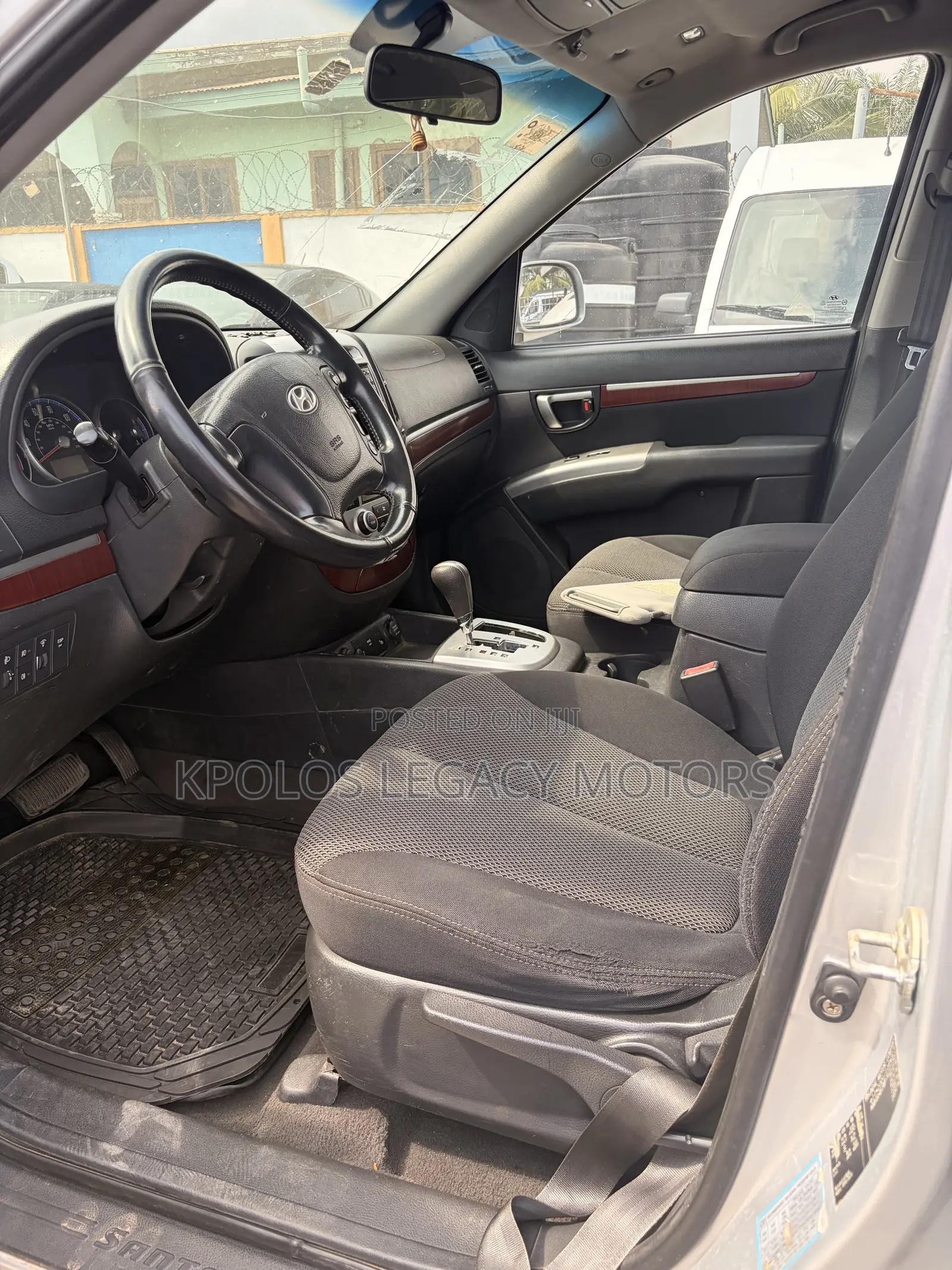 Hyundai Santa Fe 2.2 CRDi Automatic 2010 Silver