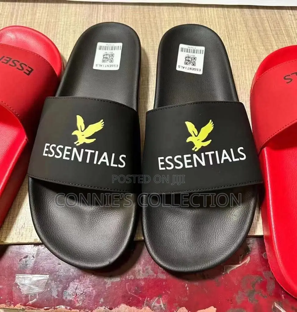 Essential Casual Slides