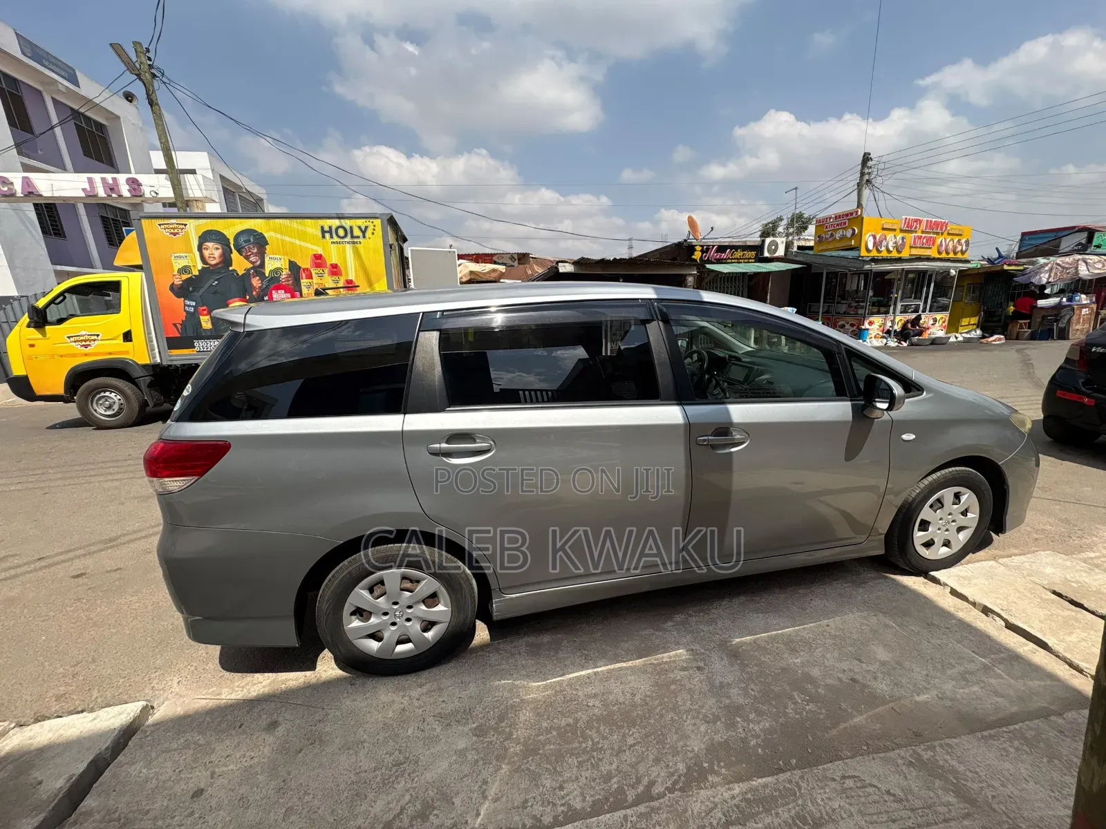 Toyota Wish 2013 Beige