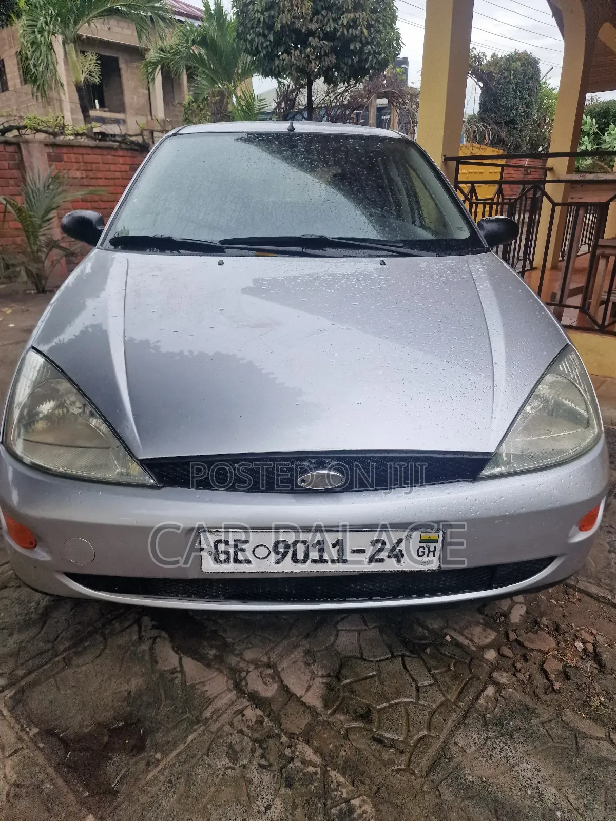 Ford Focus S 2010 Silver