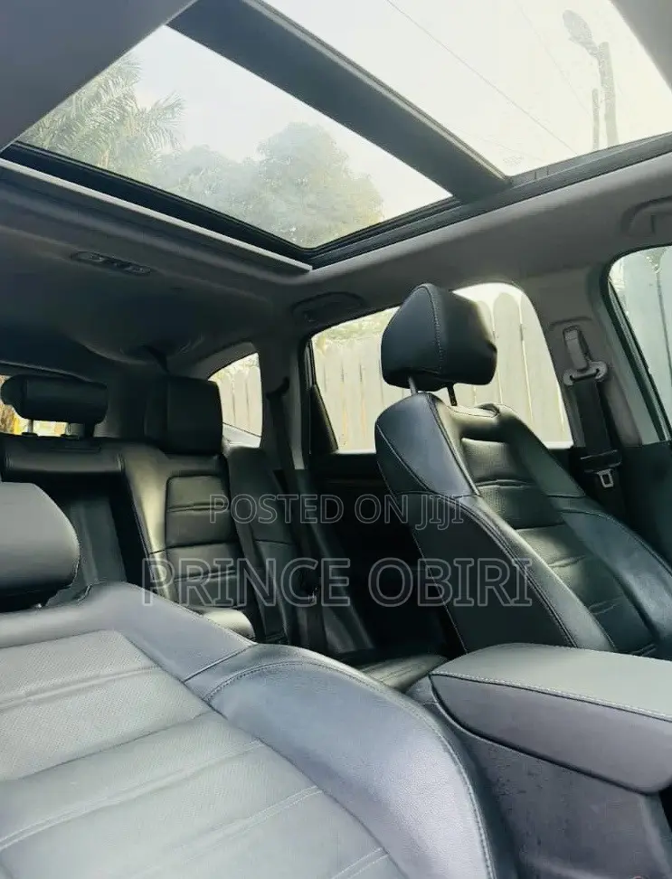 Honda CR-V Touring 4dr SUV AWD (1.5L 4cyl CVT) 2017 Silver