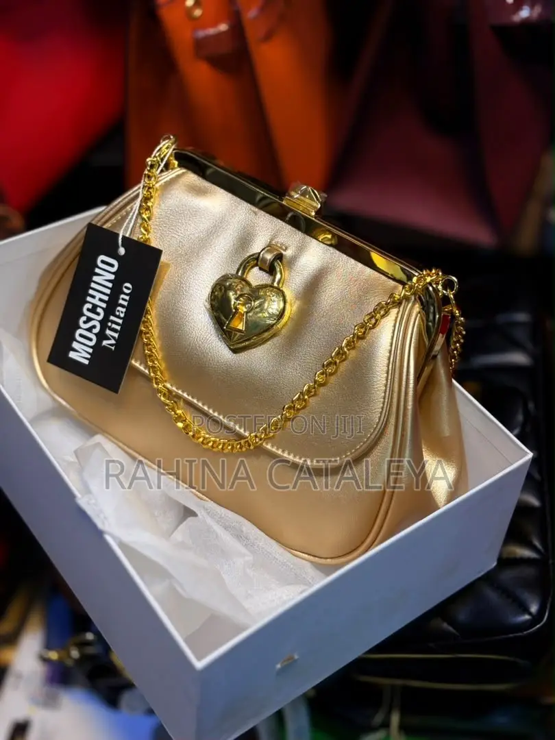 Ladies Classic Side Bag379909
