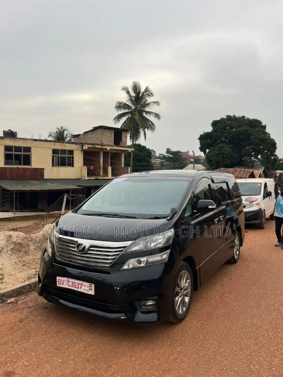 Toyota Vellfire V 2.4 4WD 7-Seater 2013 Black