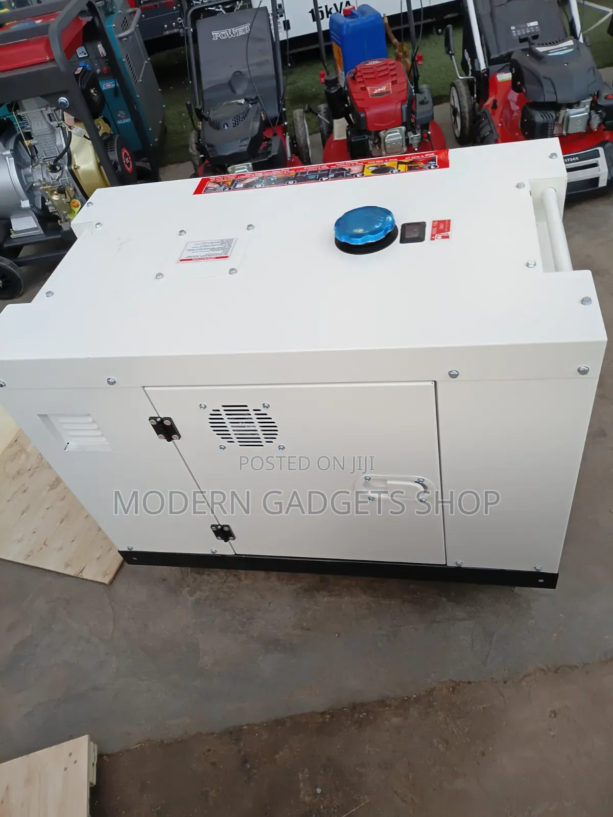 Silent Diesel Generator for Shops, Offices and Construction Sites