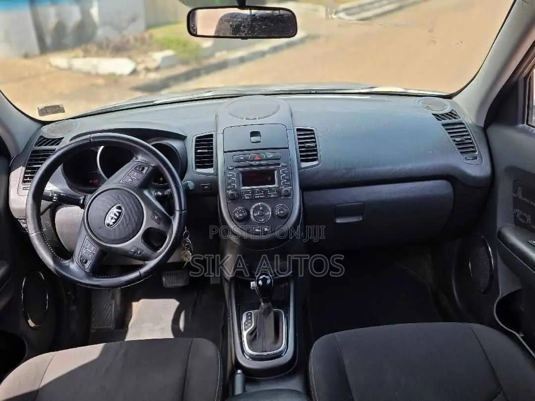Kia Soul 4dr Wagon (1.6L 4cyl 6A) 2014 Gray