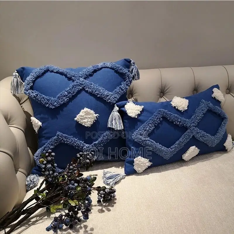 Luxury Decorative Throw Pillow Set