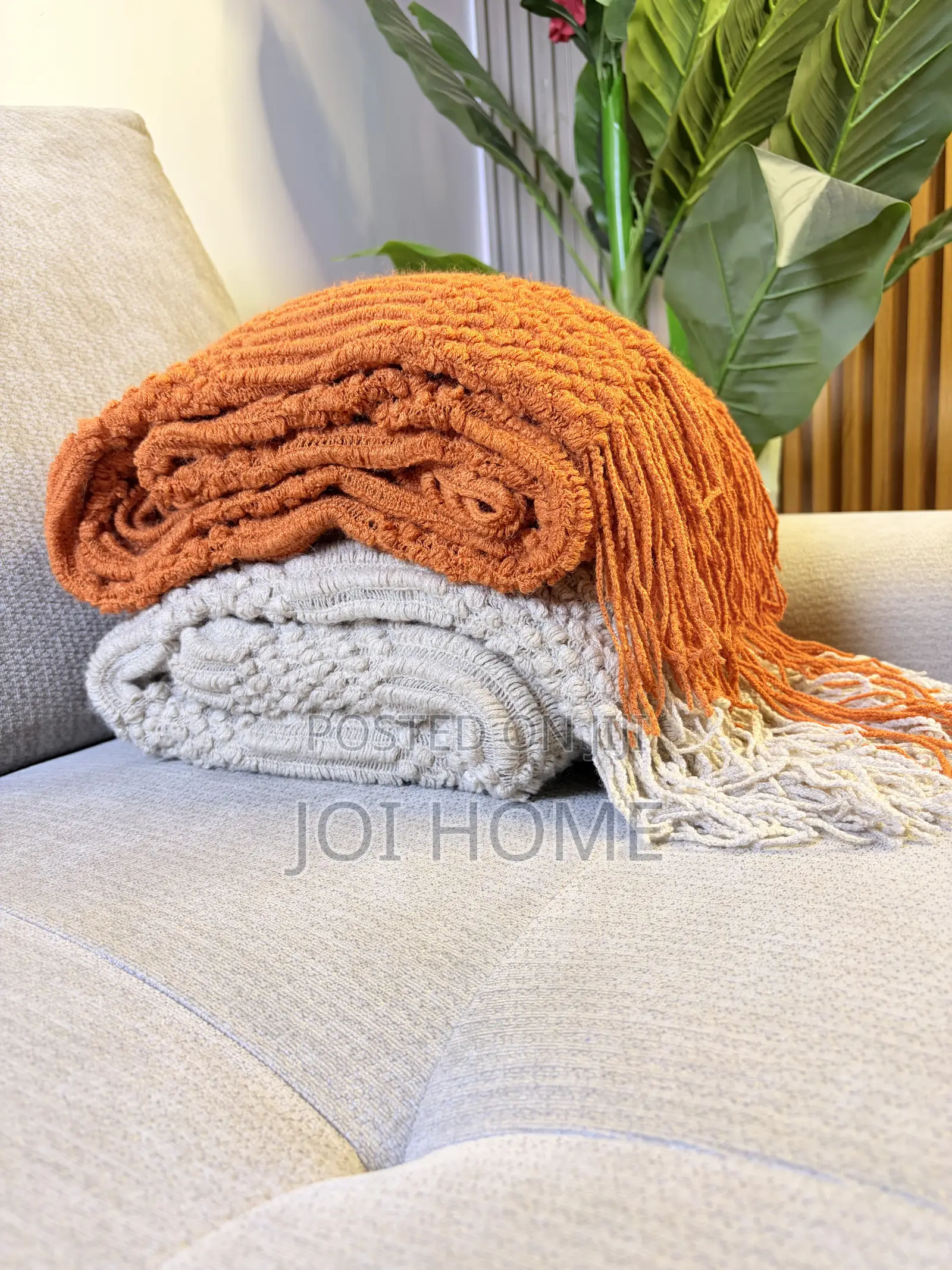 Plush Comfort Throw Blanket