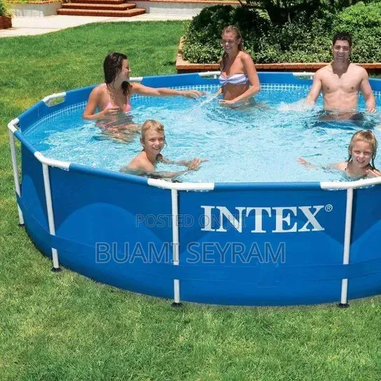 12ft by 3ft Swimming Pool Intex