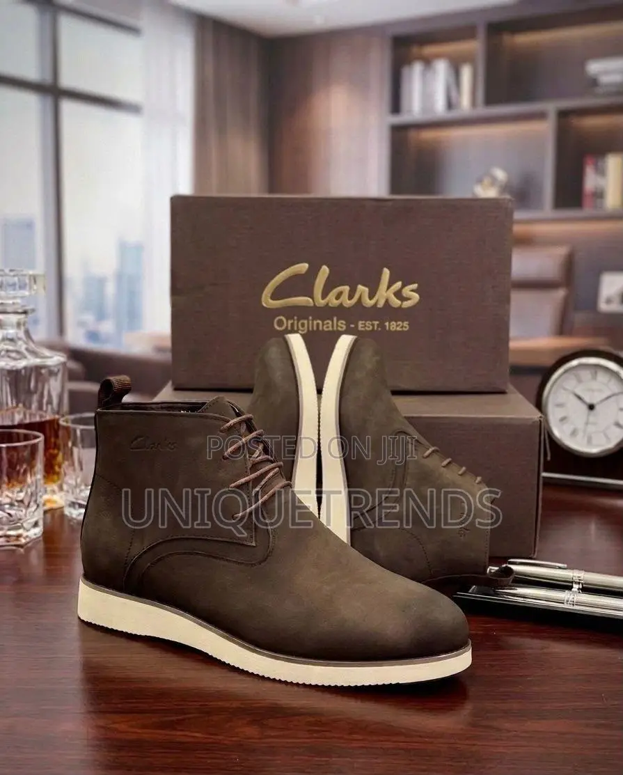 Original CLARKS Men's Executive Casual Ankle Boots (Brown)