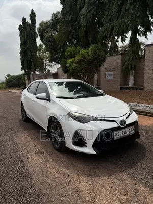 Toyota Corolla 2017 White