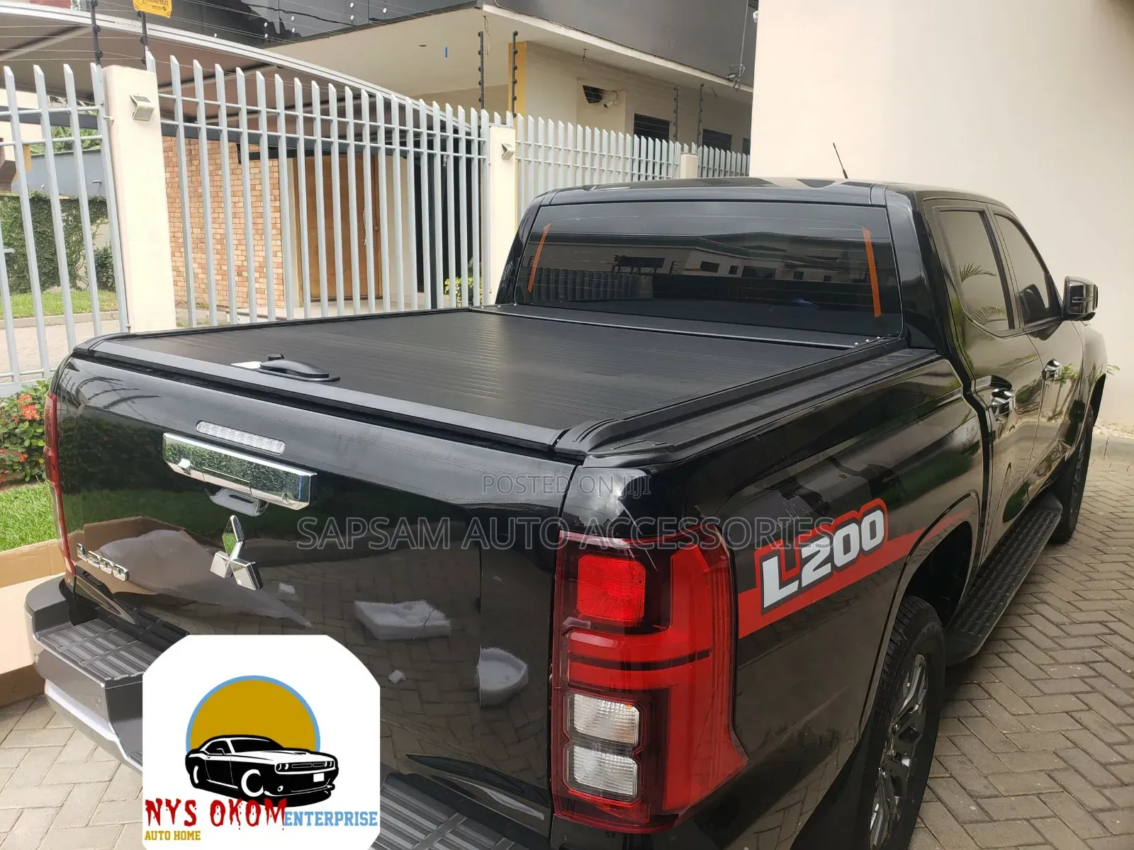 Mitsubishi L200 2024+ Retractable Aluminum Roller Cover*