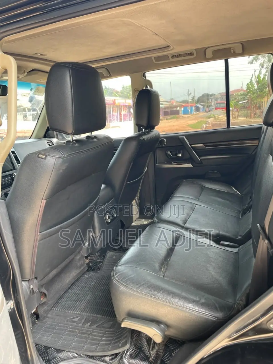 Mitsubishi Pajero 2016 Black
