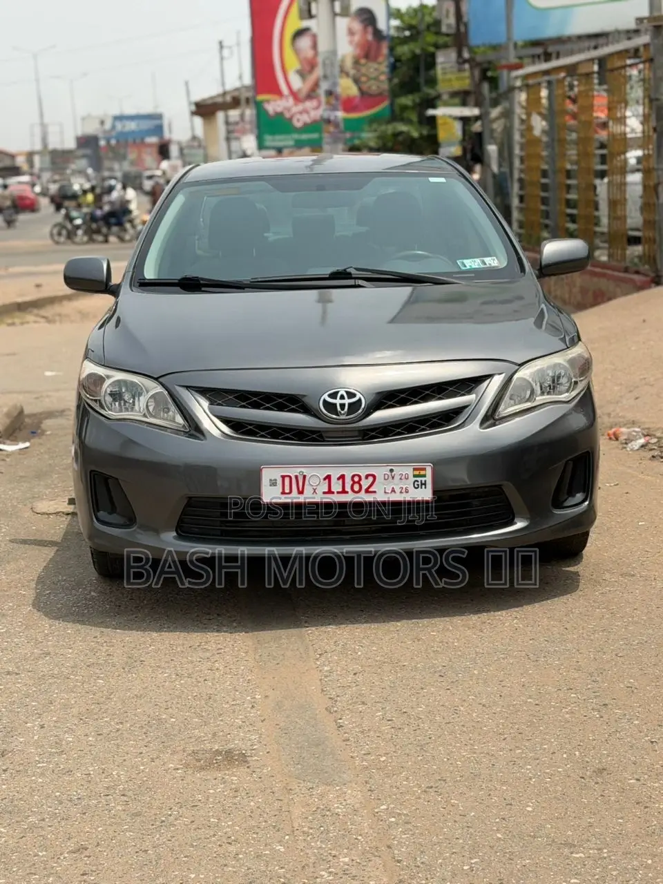 Toyota Corolla LE 4dr Sedan (1.8L 4cyl 4A) 2013 Gray