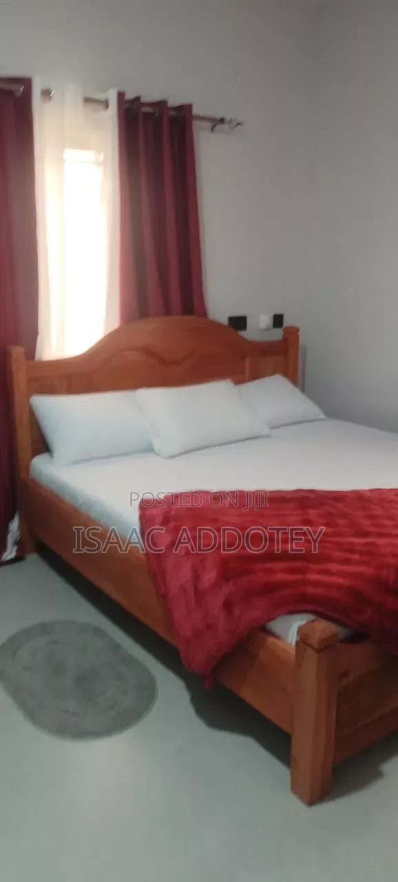 Furnished 2bdrm Apartment in Spintex Coastal, Baatsona Total for rent