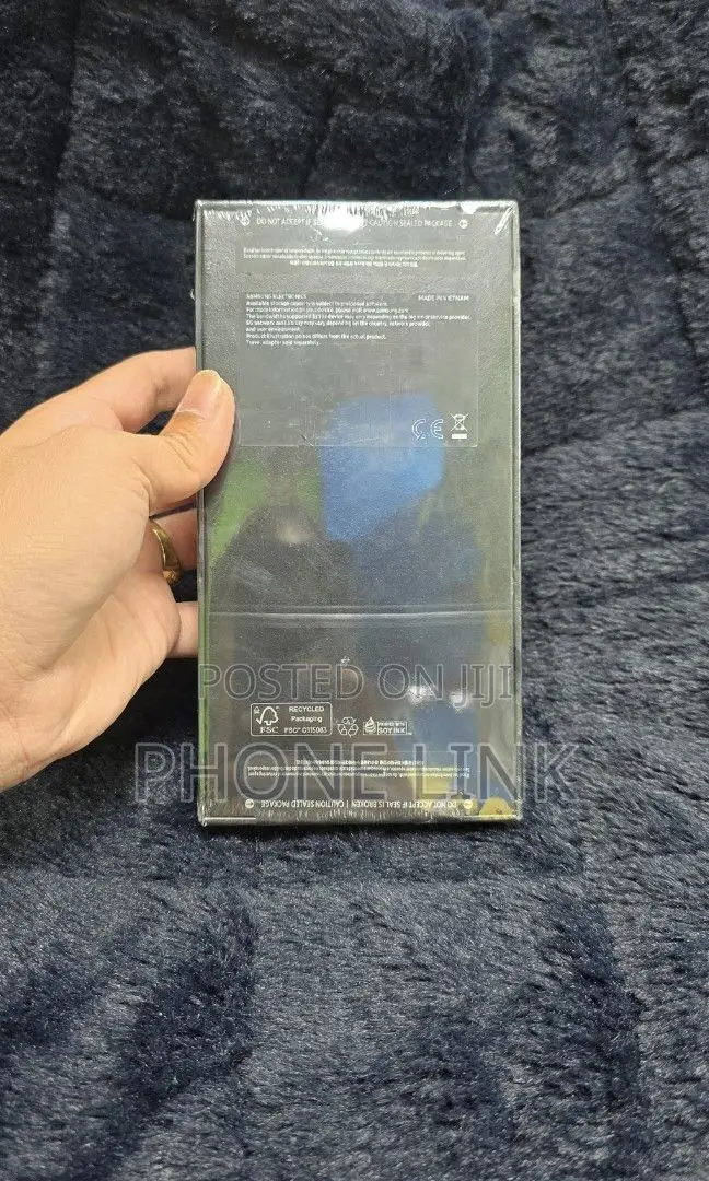 New Samsung Galaxy S24 Ultra 1 TB Gray