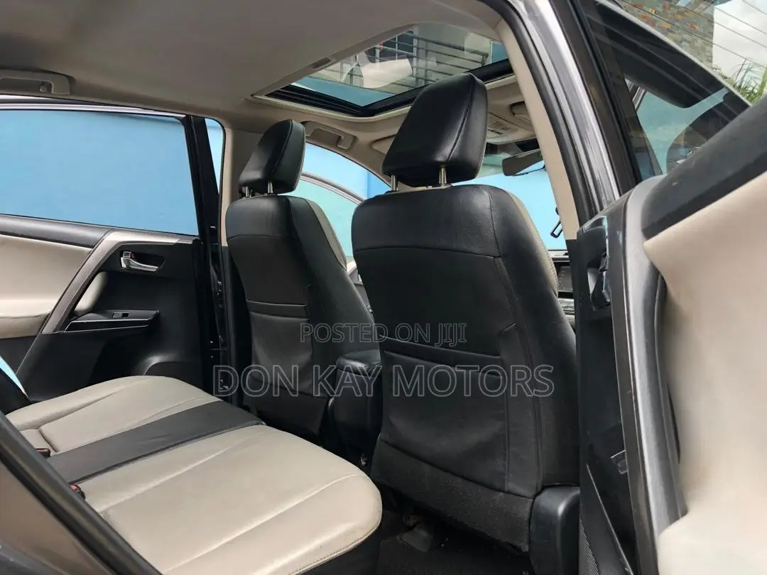Toyota RAV4 2018 Black