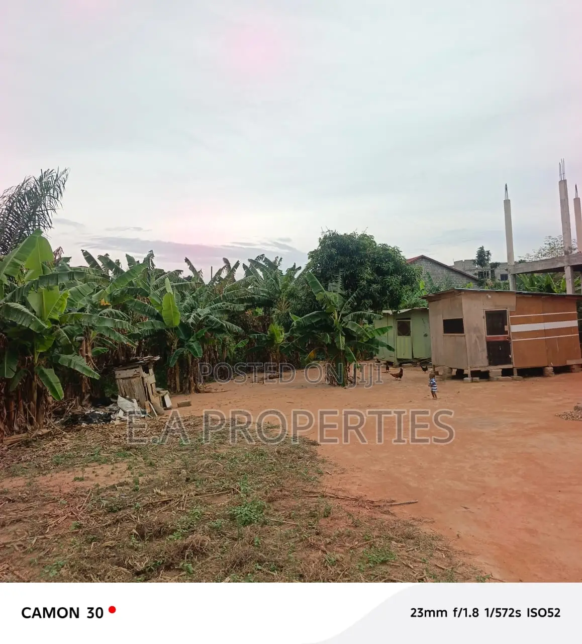 3plot for Land for Sale at Oyarifi Mall