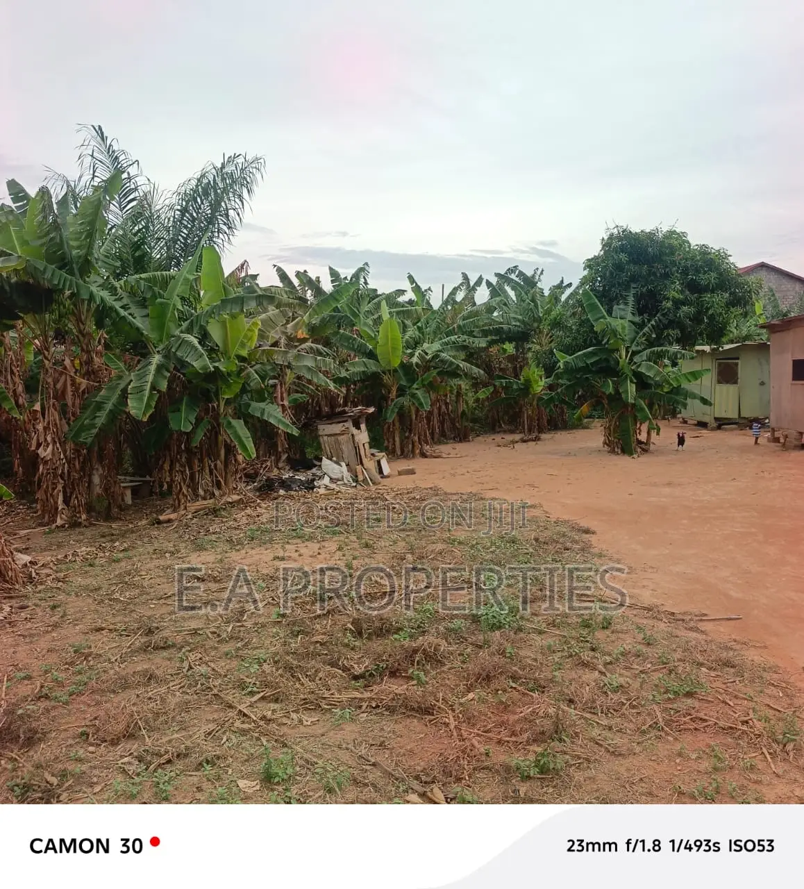 3plot for Land for Sale at Oyarifi Mall