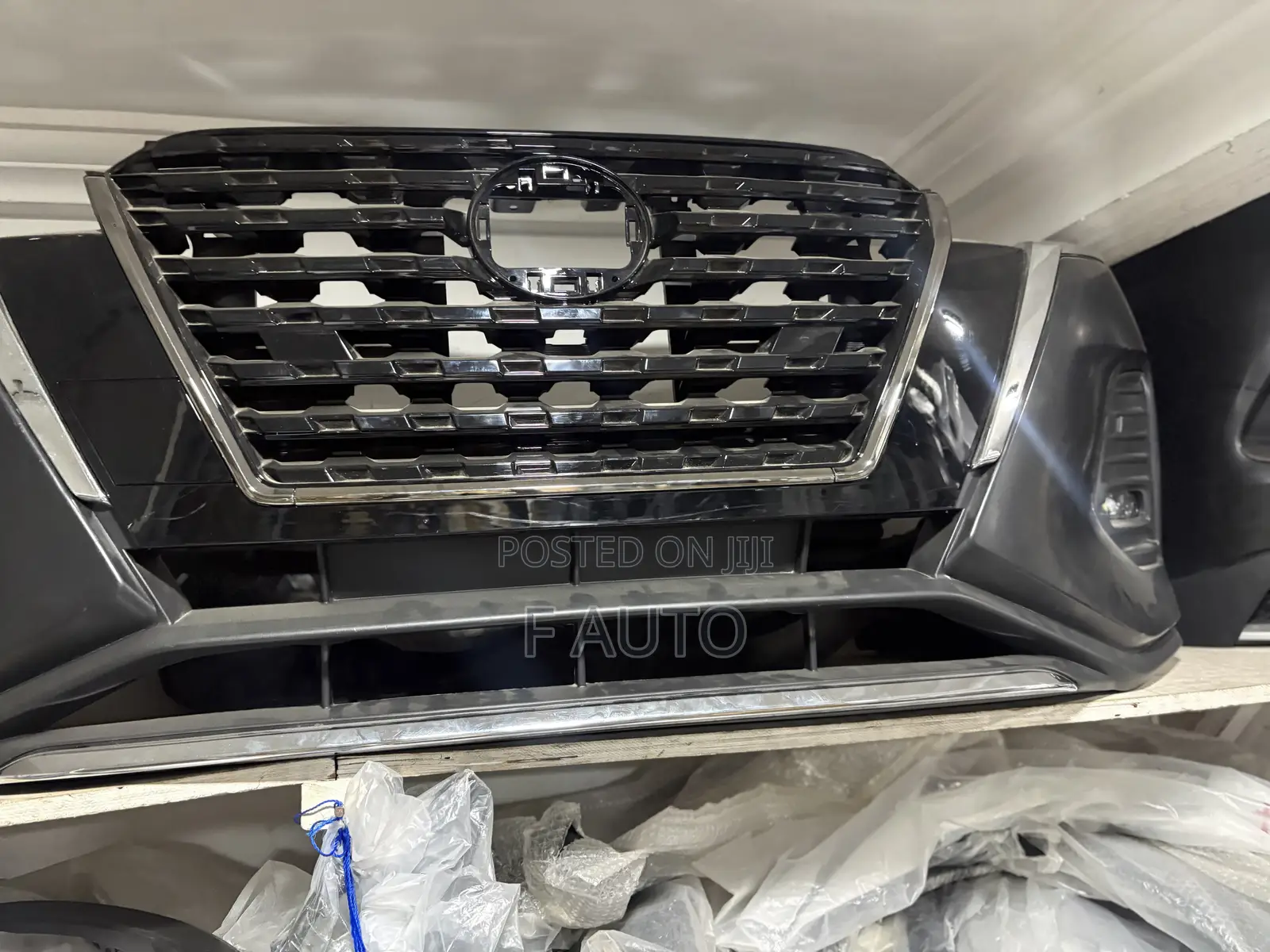 Nissan Kisks 2018,2019,2020,2022,2023 Front Bumper Complete
