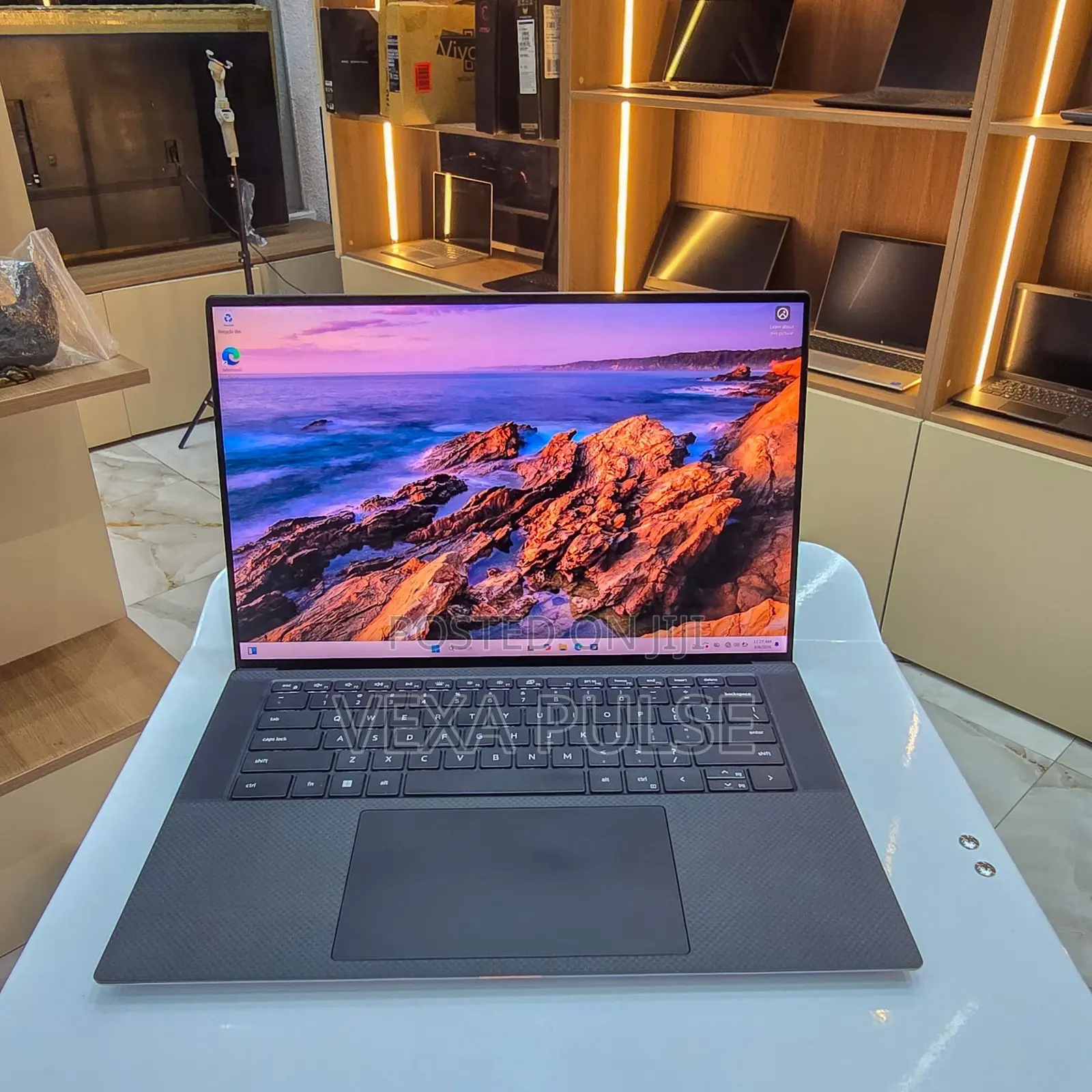 Laptop Dell Precision 5560 32GB Intel Core i9 SSD 512GB