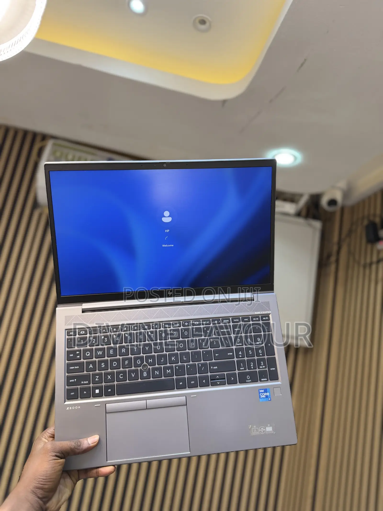Laptop HP ZBook Firefly G8 16GB Intel Core i7 SSD 512GB