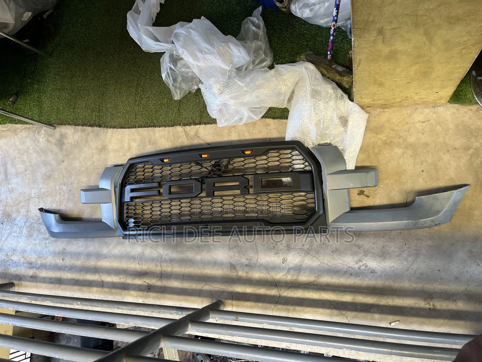 Ford F-150 2015-2017 Front Grille 2017, 2016, 2015 Top Shells Raptor
