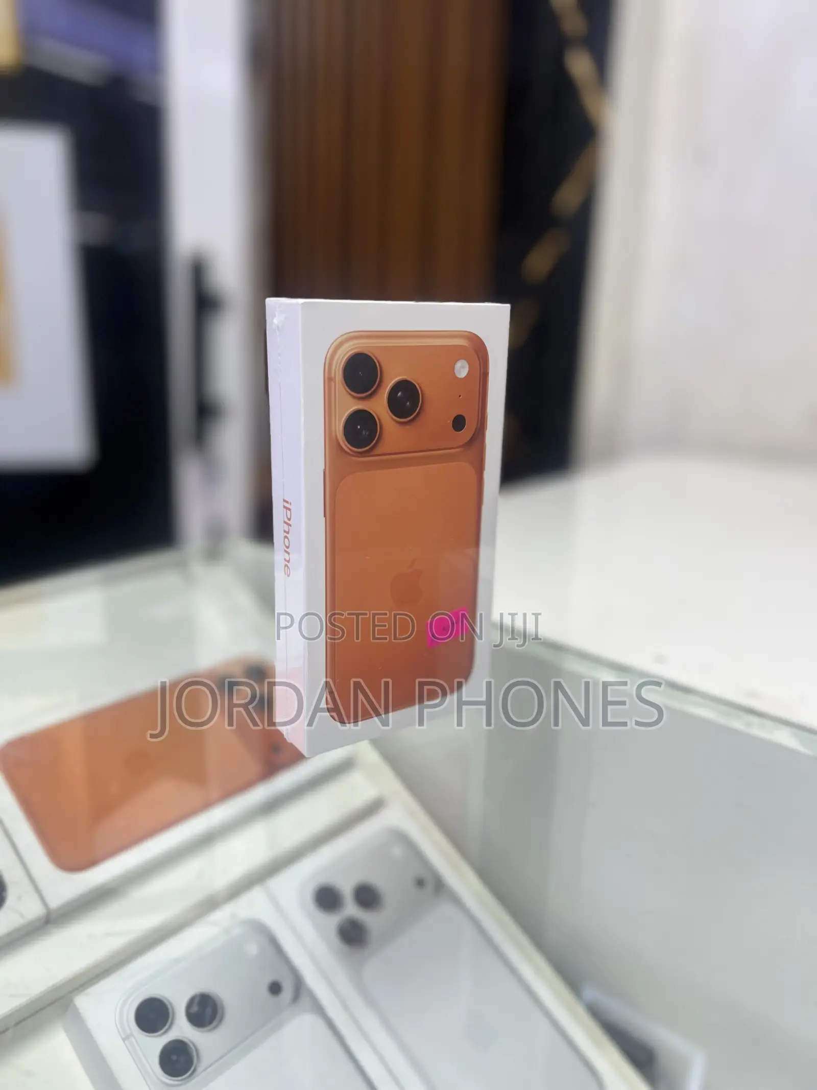 New Apple iPhone 17 Pro 256 GB Orange