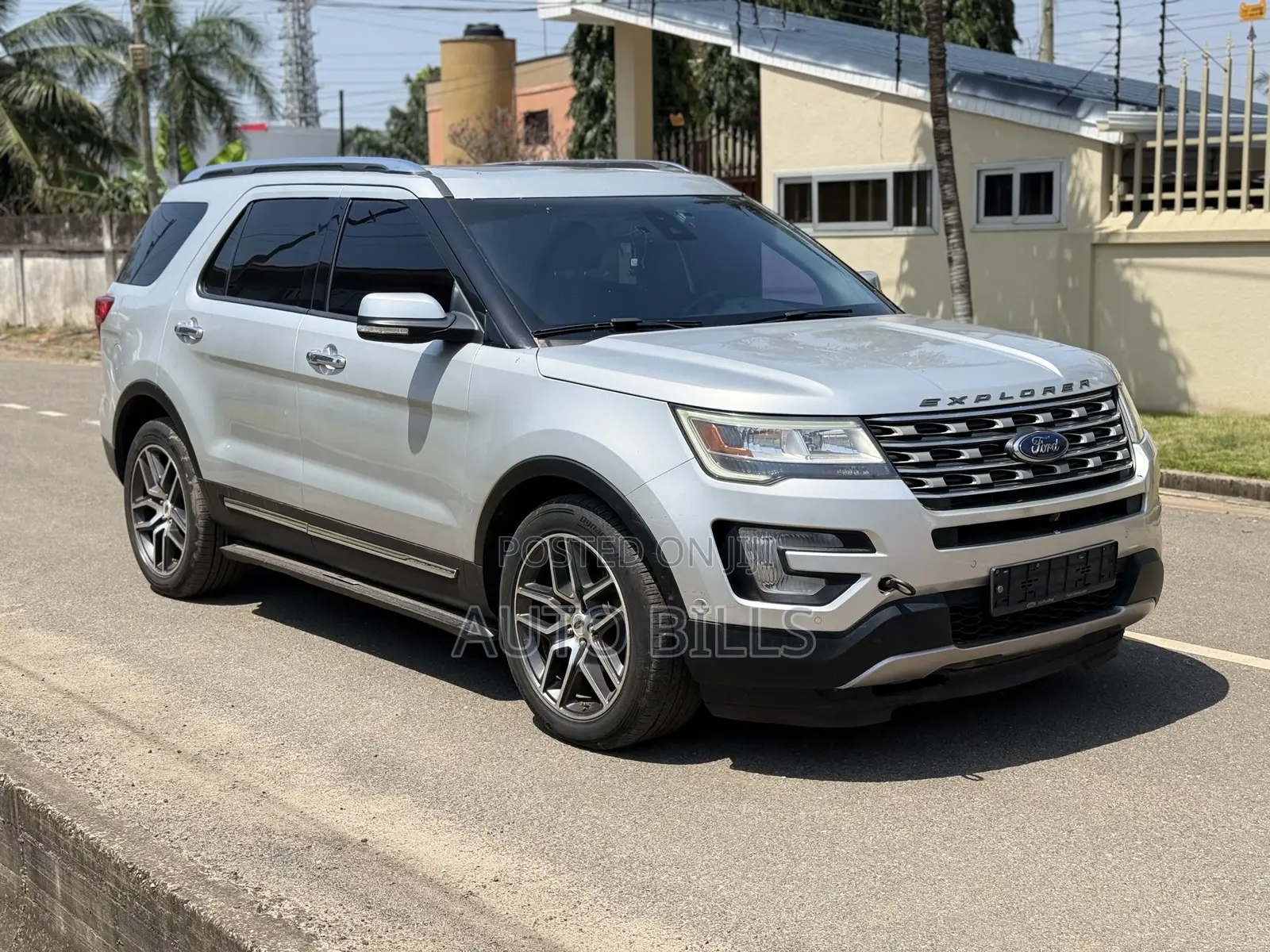 Ford Explorer 2016 Silver