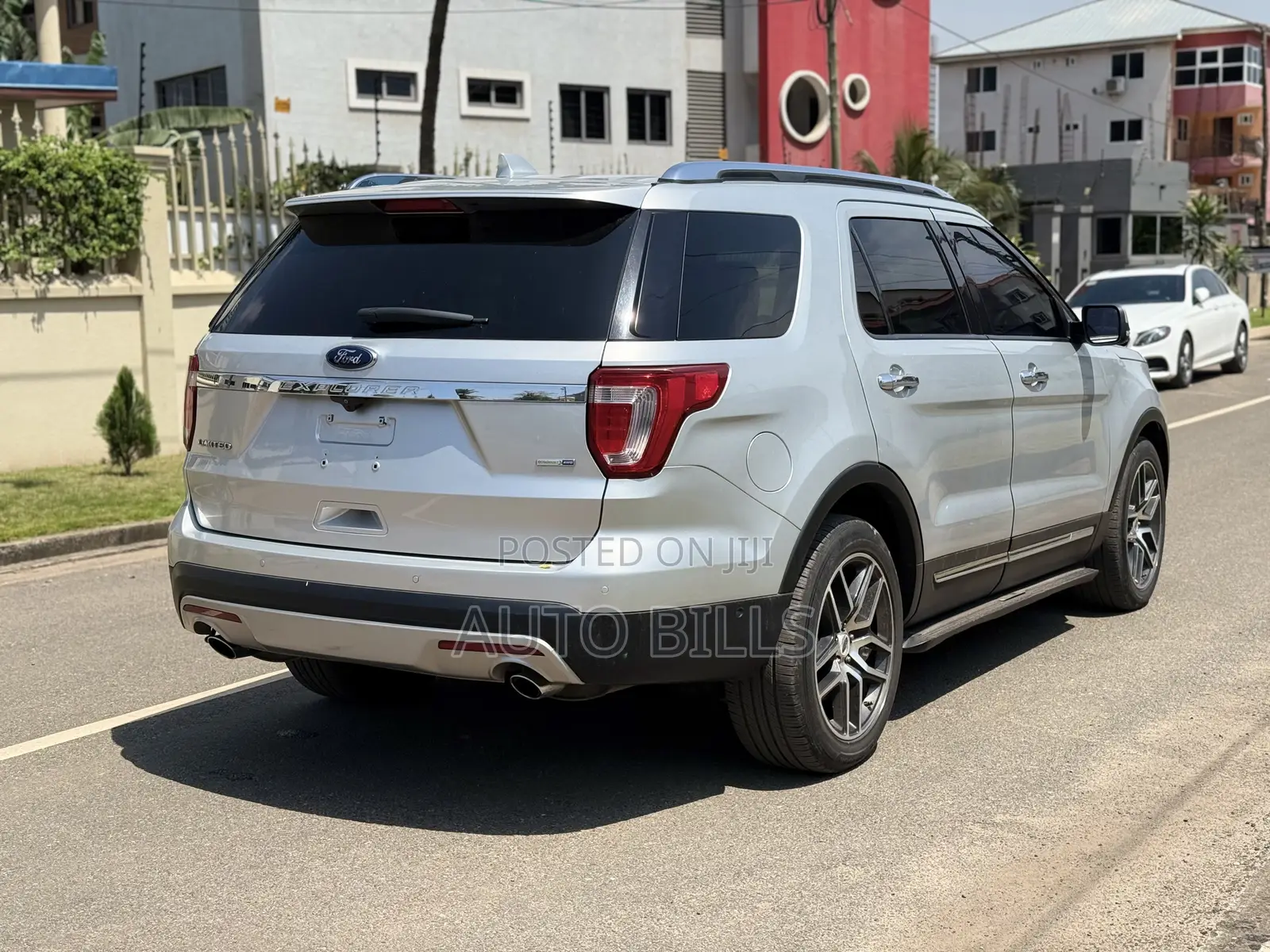 Ford Explorer 2016 Silver